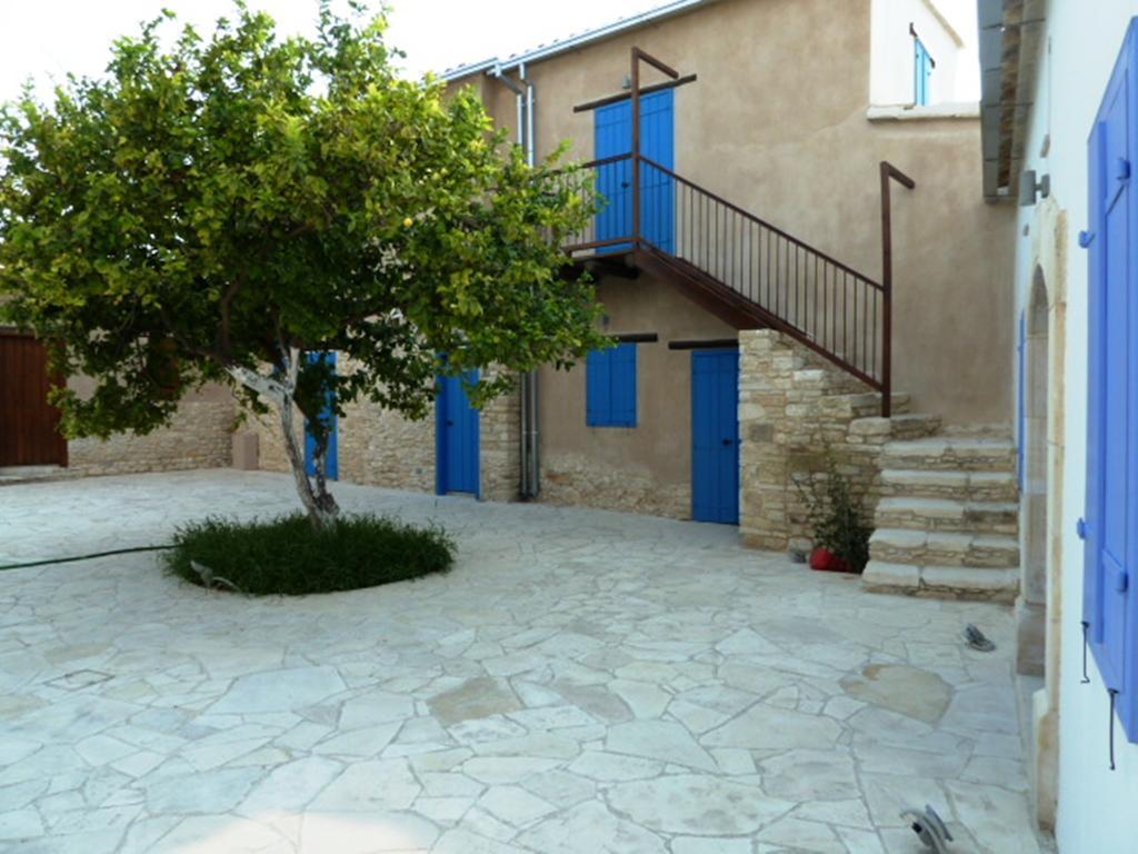 To Archontiko Tis Anastasias Athienou Exterior foto